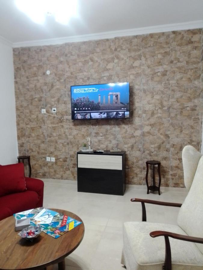 Precious Apartment Corinth Bagian luar foto