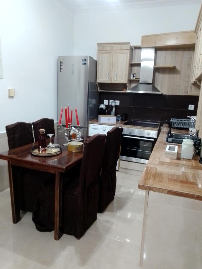 Precious Apartment Corinth Bagian luar foto