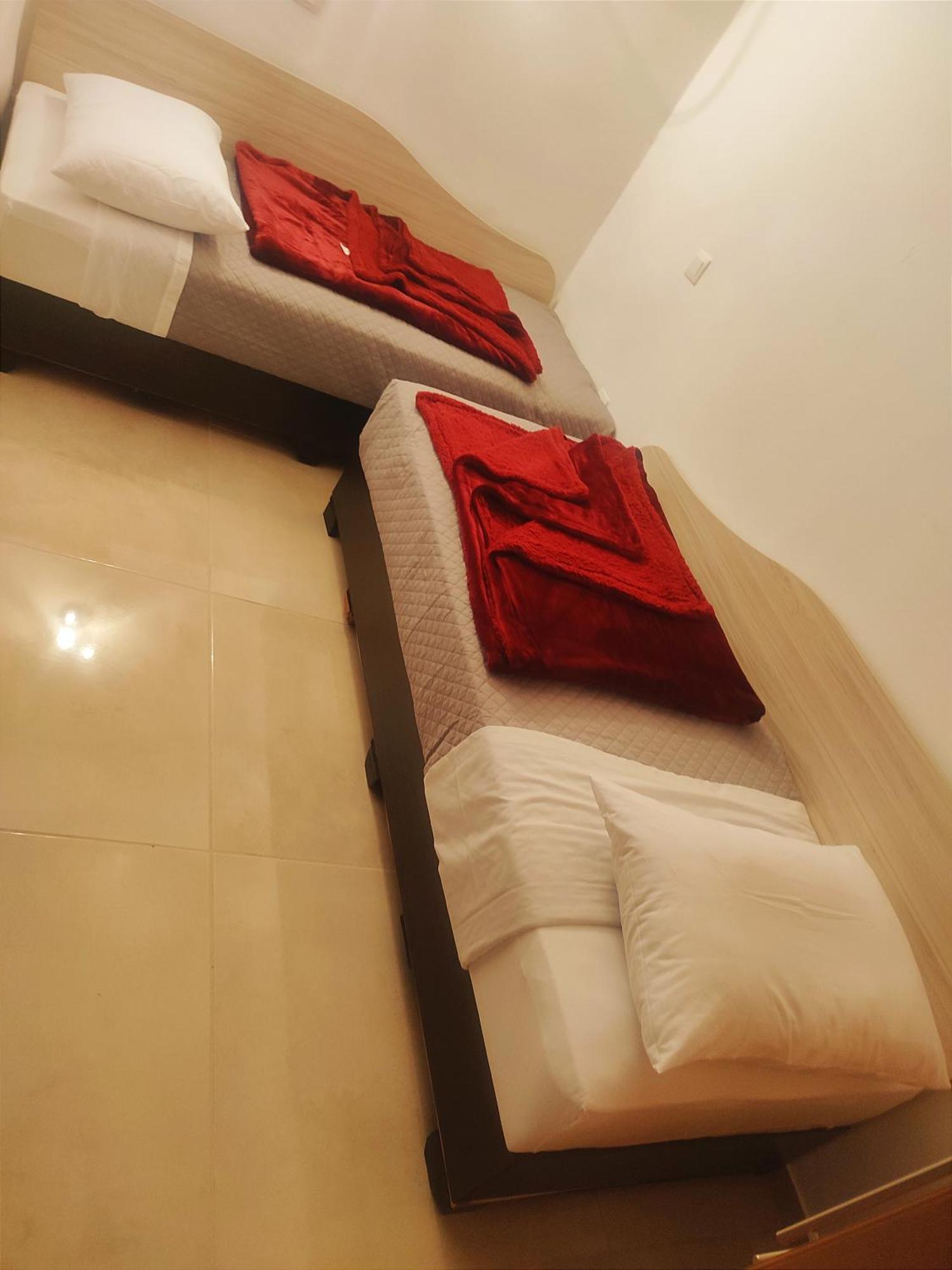 Precious Apartment Corinth Bagian luar foto